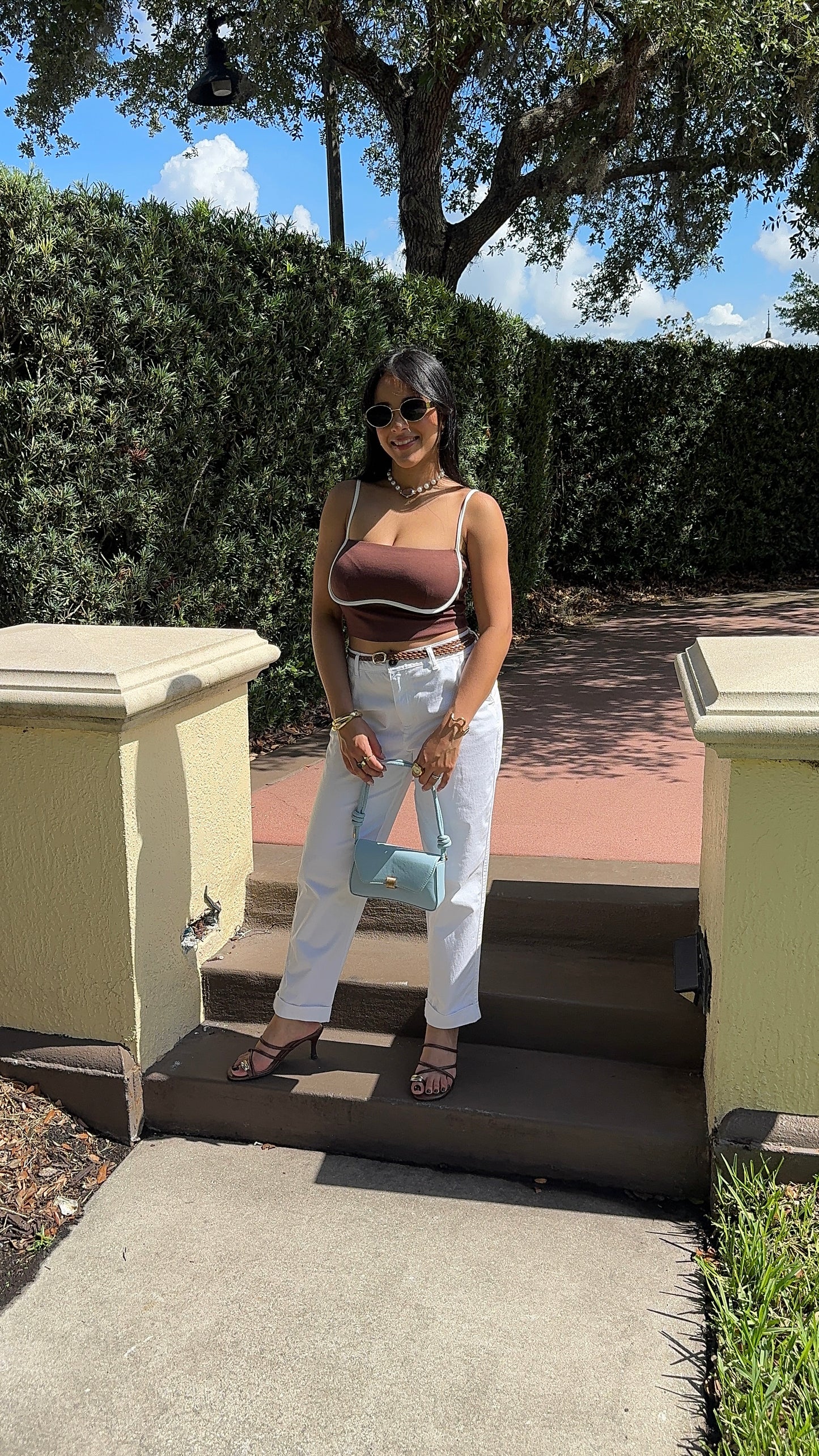 Contrast Basic Top